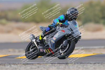 media/Sep-11-2022-SoCal Trackdays (Sun) [[81b7e951af]]/Turn 7 (1145am)/